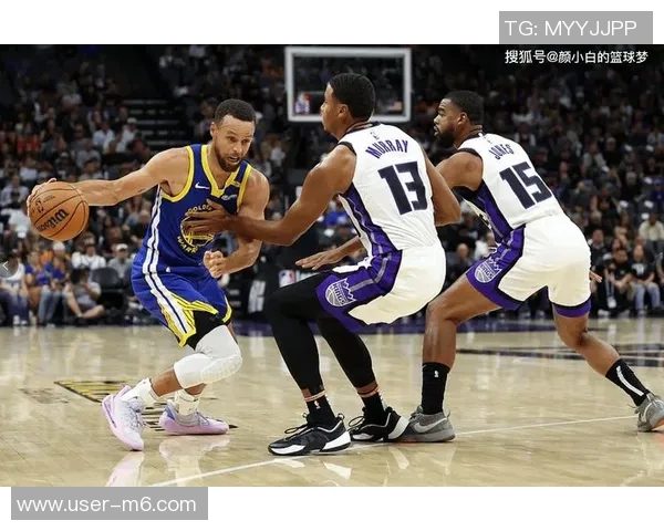 库里状态低迷仅得7分却助攻11次三节轻松打卡展现团队精神